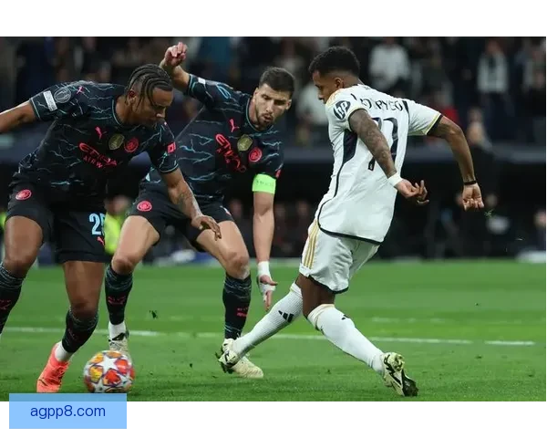 十人皇马战平仍领跑曼城大胜横扫纽卡争冠格局生变风云再起